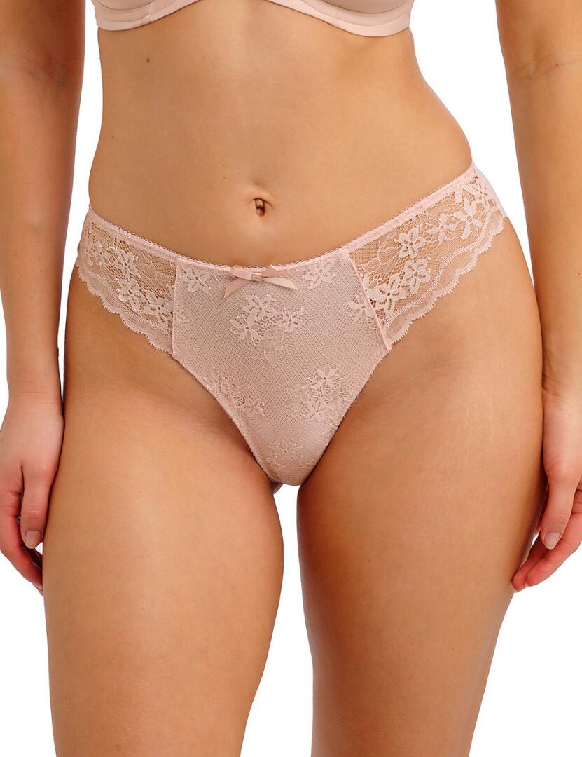 Freya Quinn: Brief AA404350 - Cameo